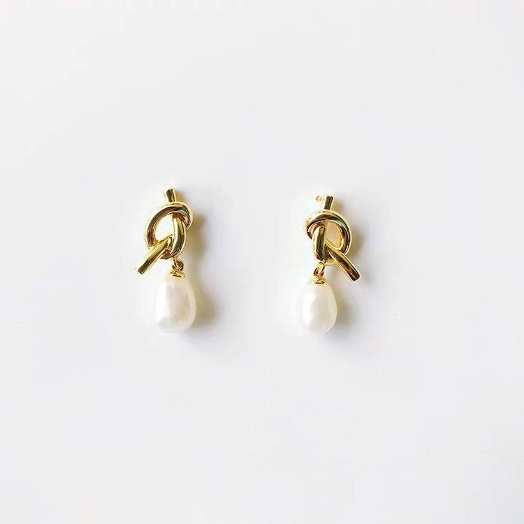 Natural Freshwater Pearl Knots Earrings
