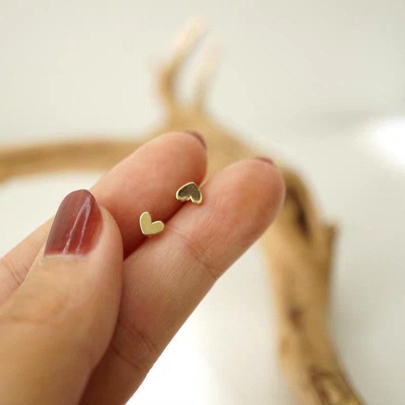 Super Tiny Gold Heart Studs , Simple Heart Stud earrings, Silver, Gold, Rose Gold, Cute, Dainty, Delicate jewelry.